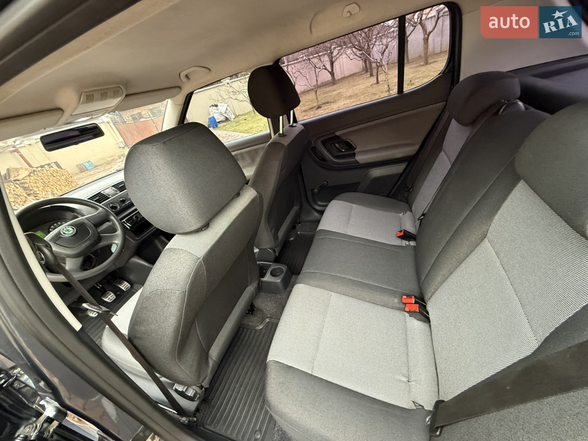 2010 Skoda Fabia - мініатюра 23