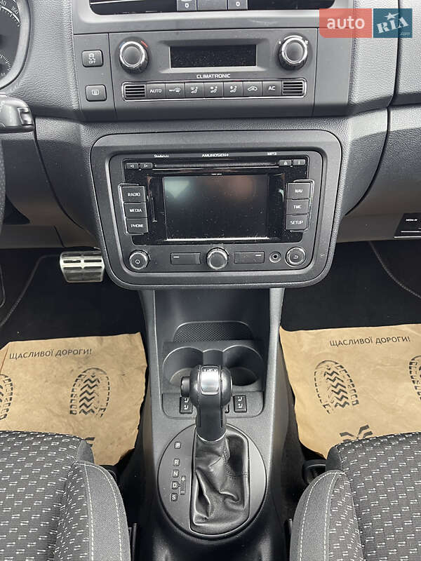 Хэтчбек Skoda Fabia 2012 в Луцке