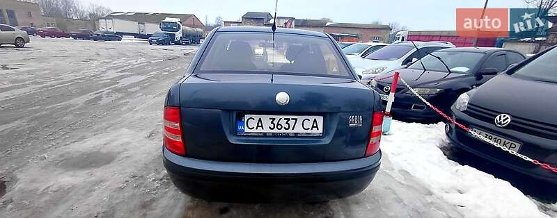 Седан Skoda Fabia 2007 в Шполе фото Седан Skoda Fabia 2007 в Шполе