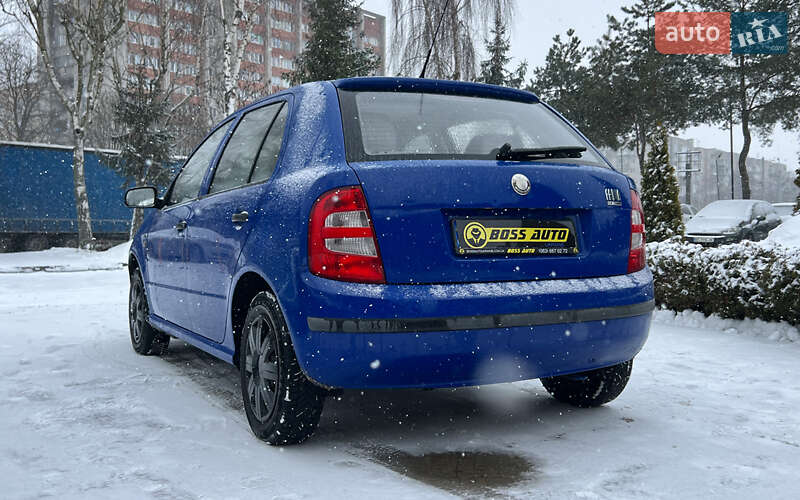 Хэтчбек Skoda Fabia 2002 в Львове