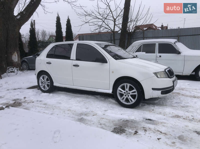 Хэтчбек Skoda Fabia 2003 в Самборе фото 18 Хэтчбек Skoda Fabia 2003 в Самборе