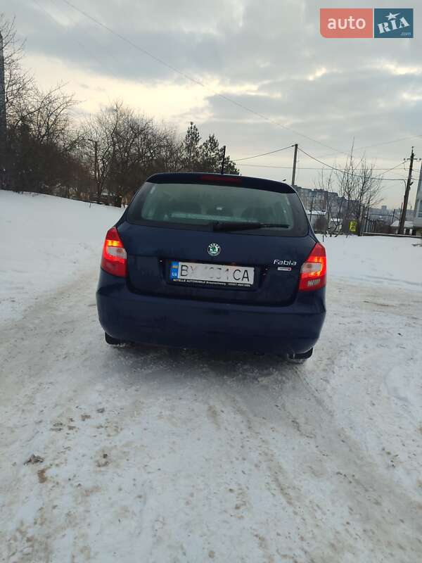 Універсал Skoda Fabia 2012 в Хмельницькому