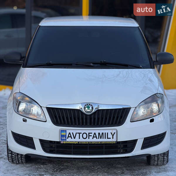 Хэтчбек Skoda Fabia 2012 в Киеве