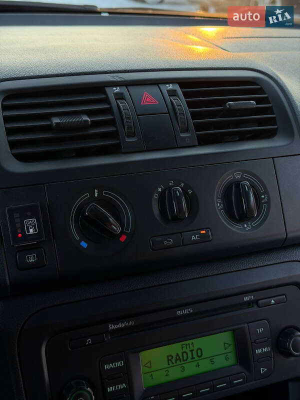 Хэтчбек Skoda Fabia 2012 в Киеве