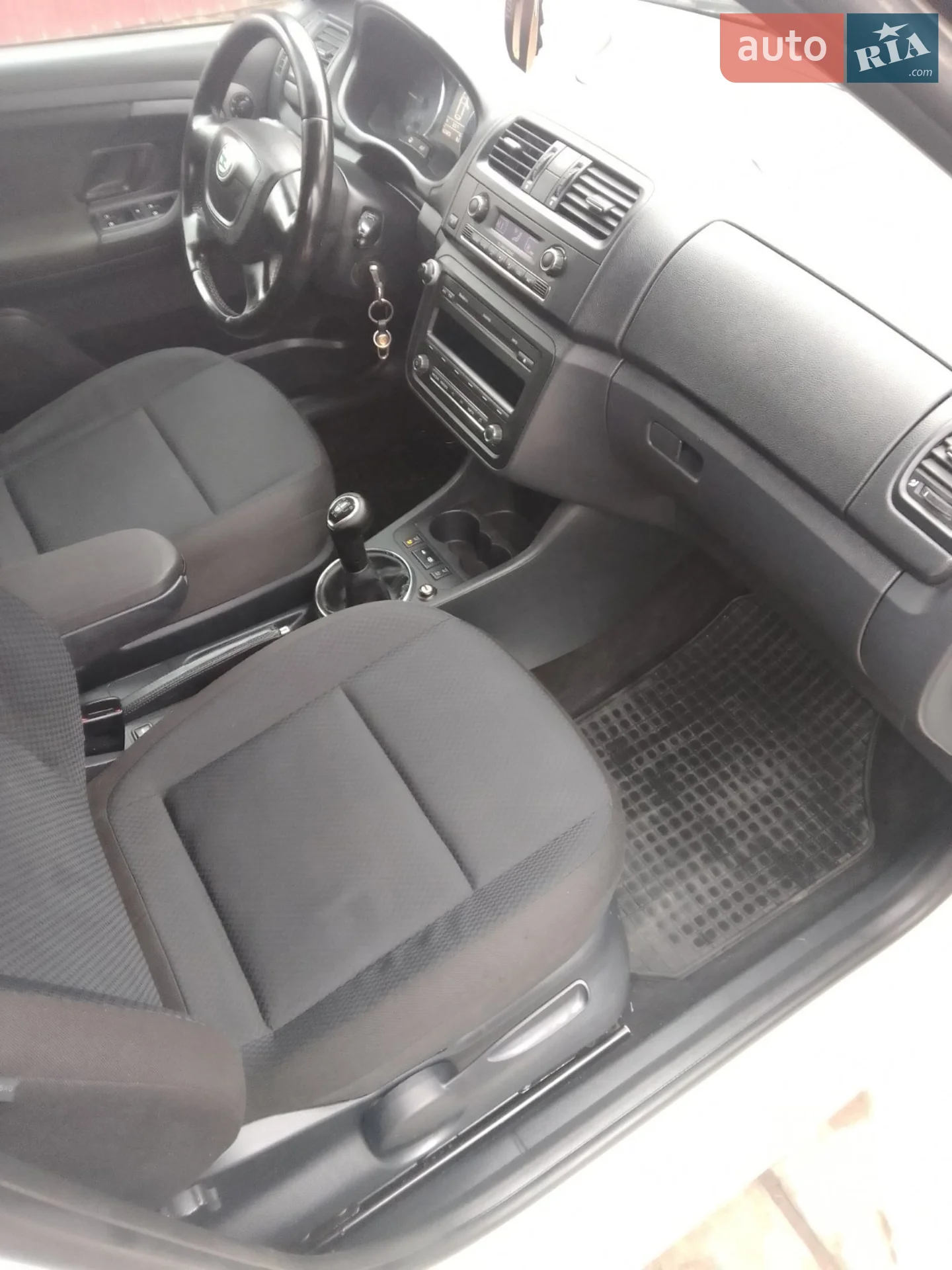 2010 Skoda Fabia - мініатюра 14