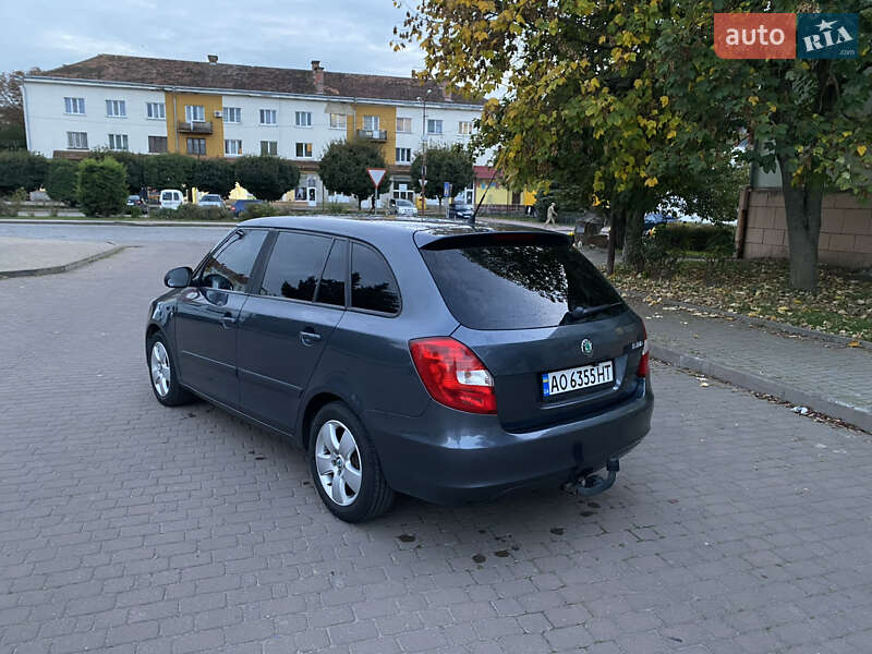 Универсал Skoda Fabia 2011 в Ужгороде