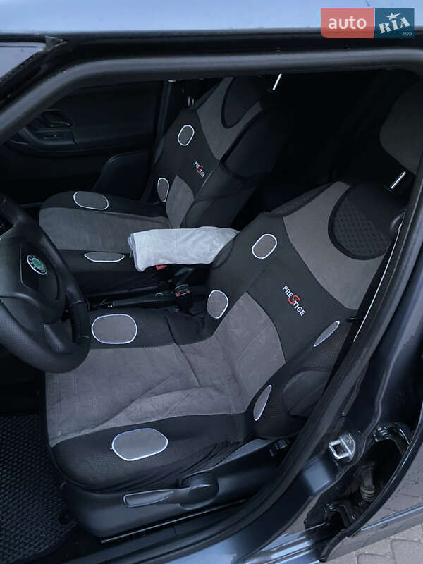 Универсал Skoda Fabia 2011 в Ужгороде