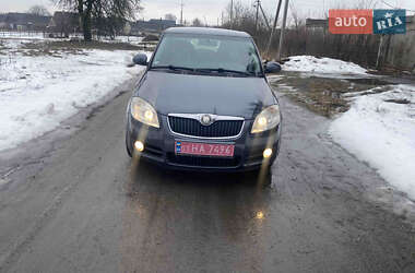 Хэтчбек Skoda Fabia 2008 в Ковеле