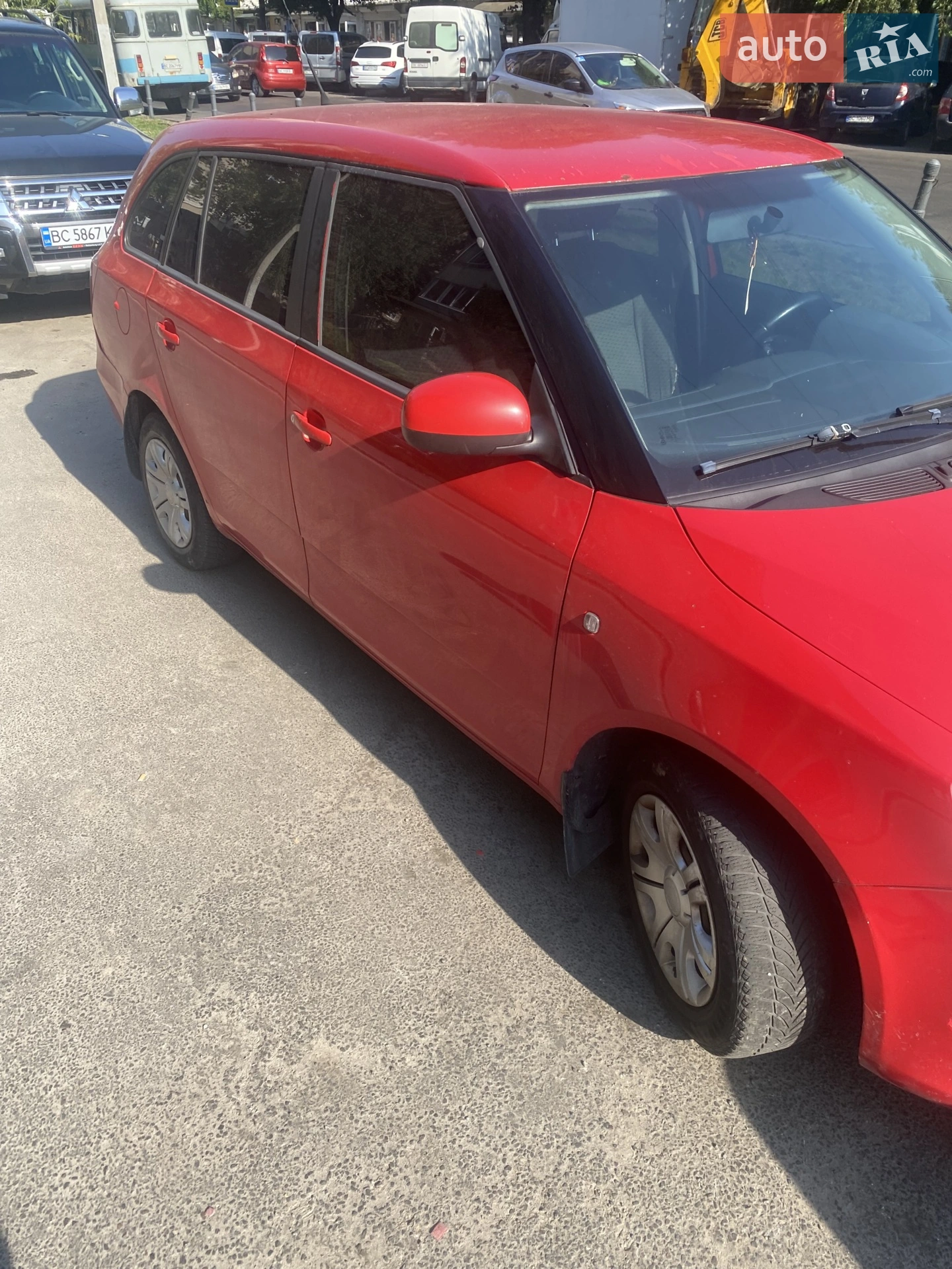 2011 Skoda Fabia - мініатюра 2