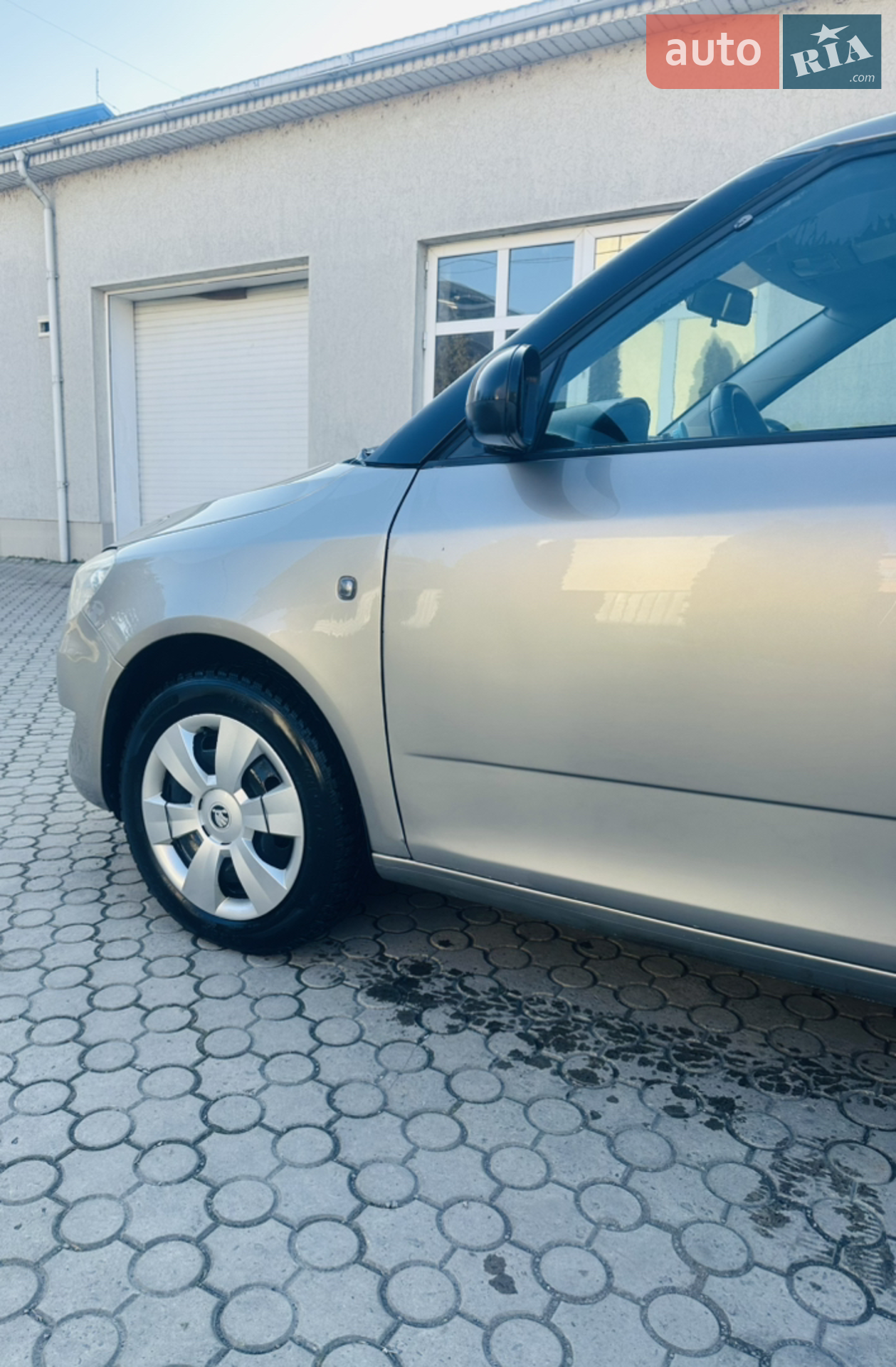 2011 Skoda Fabia - мініатюра 8