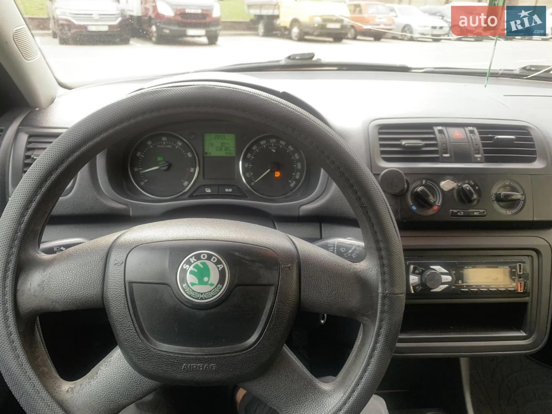 2011 Skoda Fabia - мініатюра 8