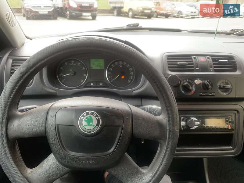 Универсал Skoda Fabia 2011 в Киеве