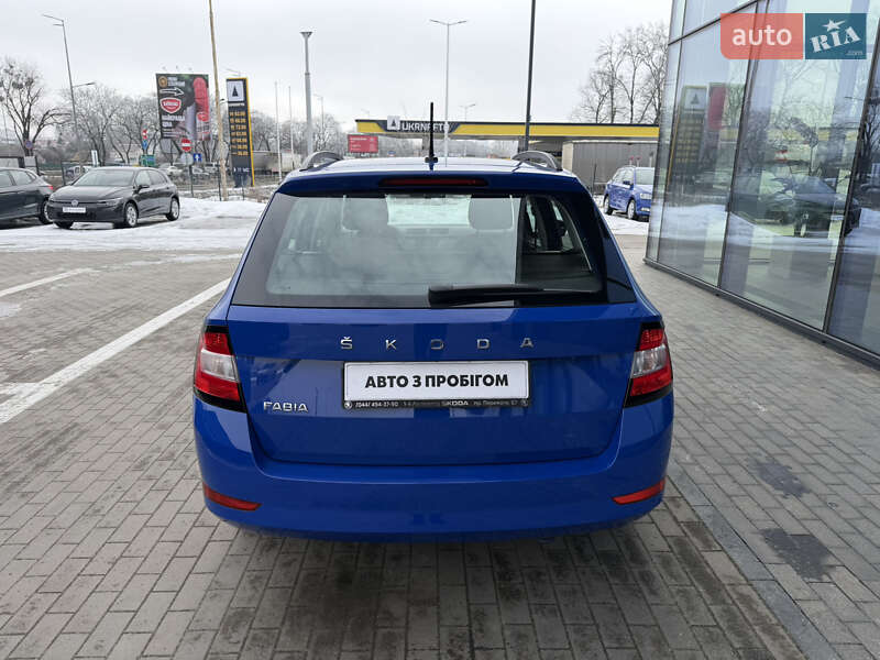 Универсал Skoda Fabia 2021 в Киеве
