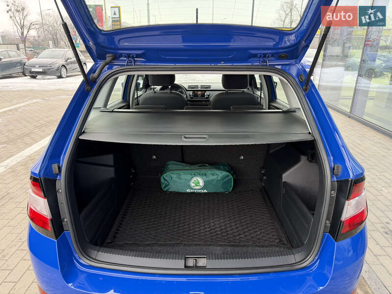 Универсал Skoda Fabia 2021 в Киеве