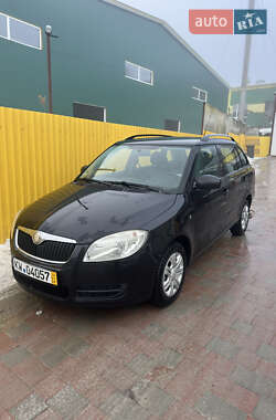 Універсал Skoda Fabia 2009 в Збаражі