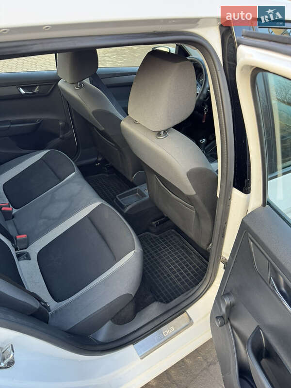 Хэтчбек Skoda Fabia 2016 в Львове