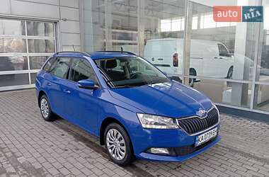 Універсал Skoda Fabia 2021 в Києві