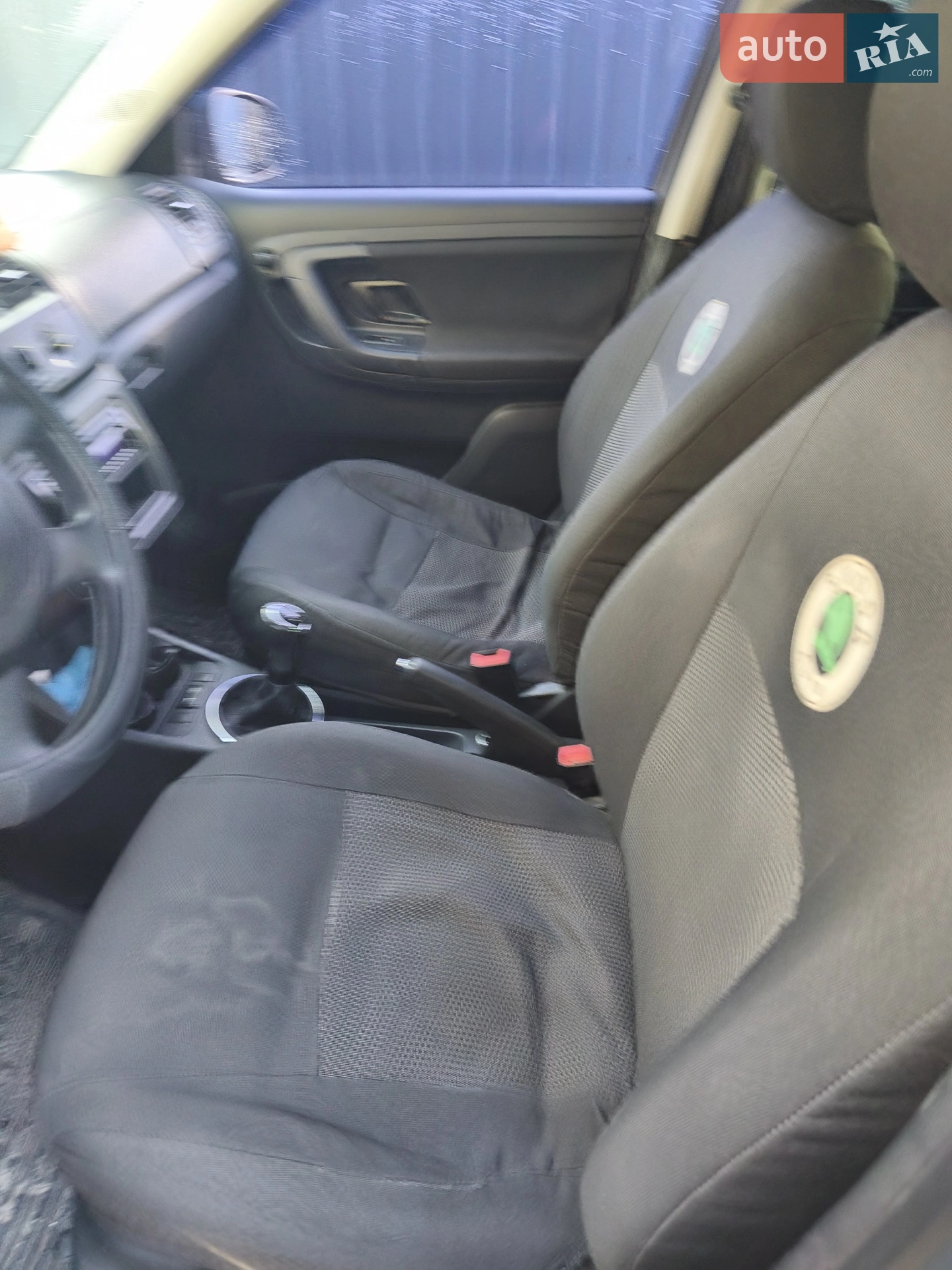 2011 Skoda Fabia - мініатюра 7