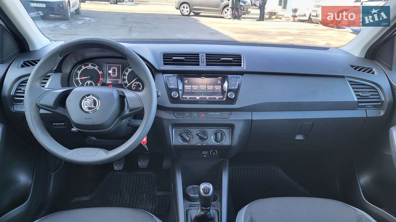 Универсал Skoda Fabia 2021 в Киеве фото 20 Универсал Skoda Fabia 2021 в Киеве