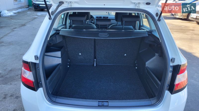 Универсал Skoda Fabia 2021 в Киеве фото 23 Универсал Skoda Fabia 2021 в Киеве