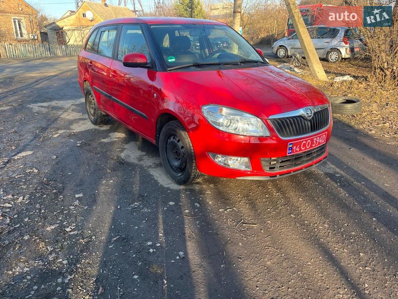 Универсал Skoda Fabia 2013 в Луцке