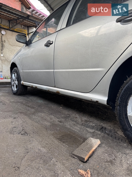 Хэтчбек Skoda Fabia 2006 в Фастове