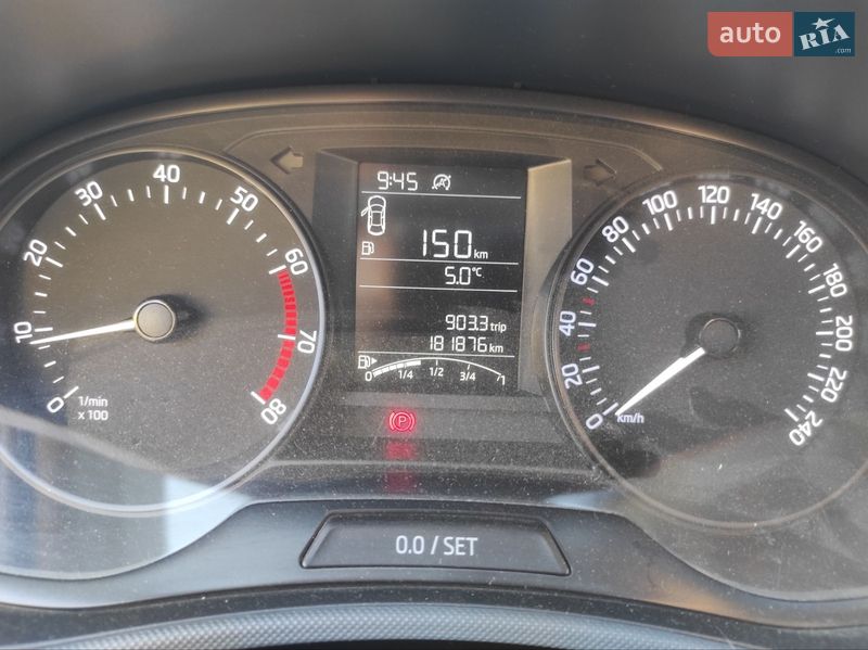 Хэтчбек Skoda Fabia 2018 в Днепре