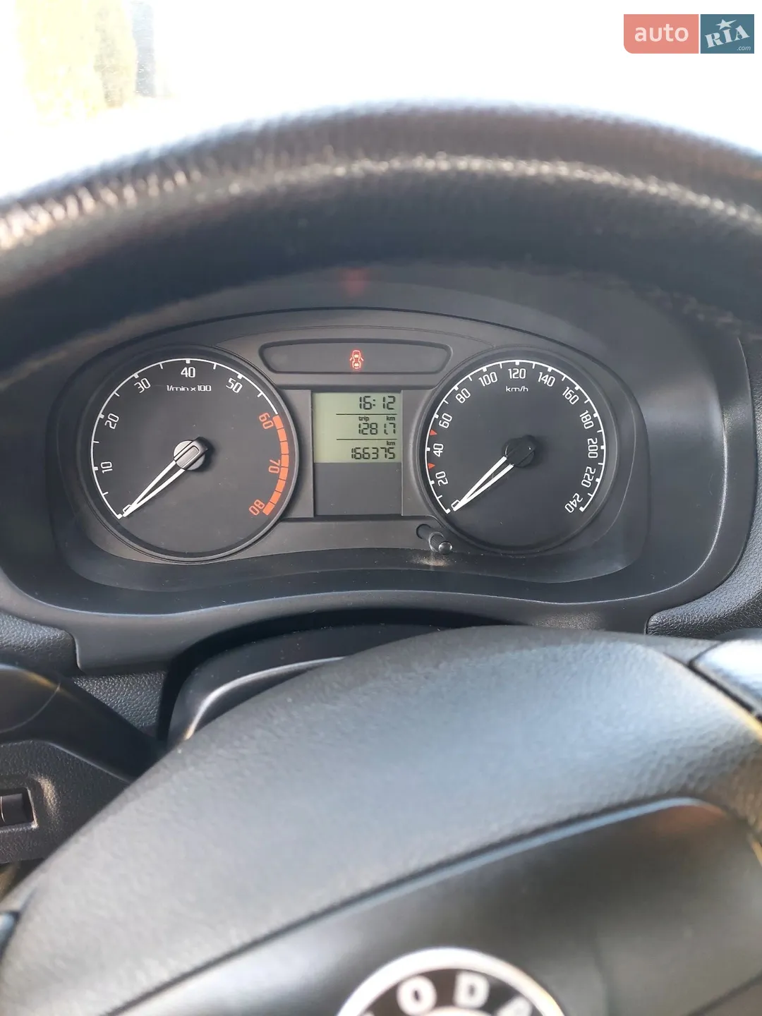 2010 Skoda Fabia - мініатюра 11