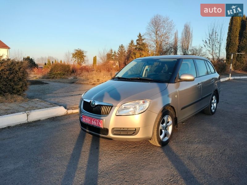 Skoda Fabia 2009 Skoda Fabia 2009