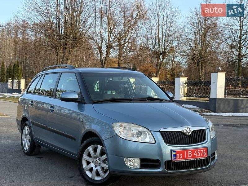 Универсал Skoda Fabia 2009 в Звягеле