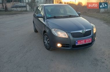 Хетчбек Skoda Fabia 2009 в Нововолинську