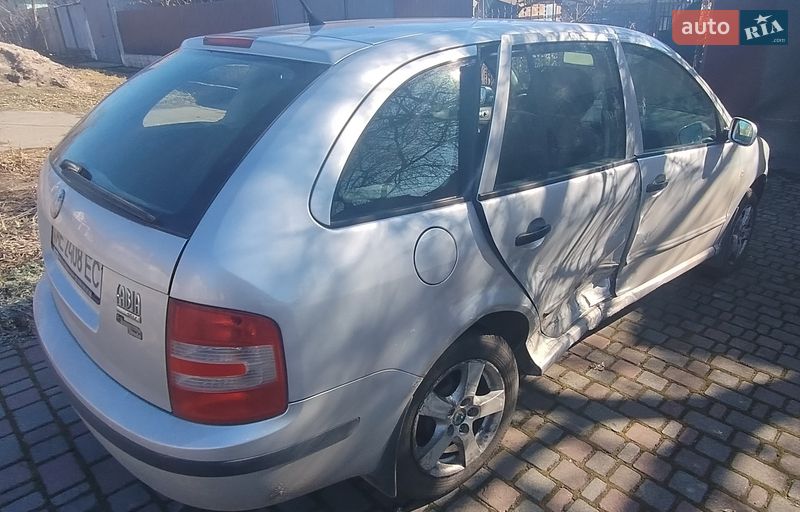 Универсал Skoda Fabia 2007 в Днепре