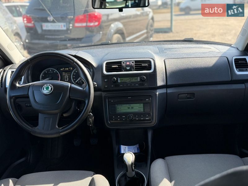 Универсал Skoda Fabia 2010 в Ровно
