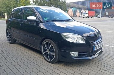 Хэтчбек Skoda Fabia 2009 в Луцке
