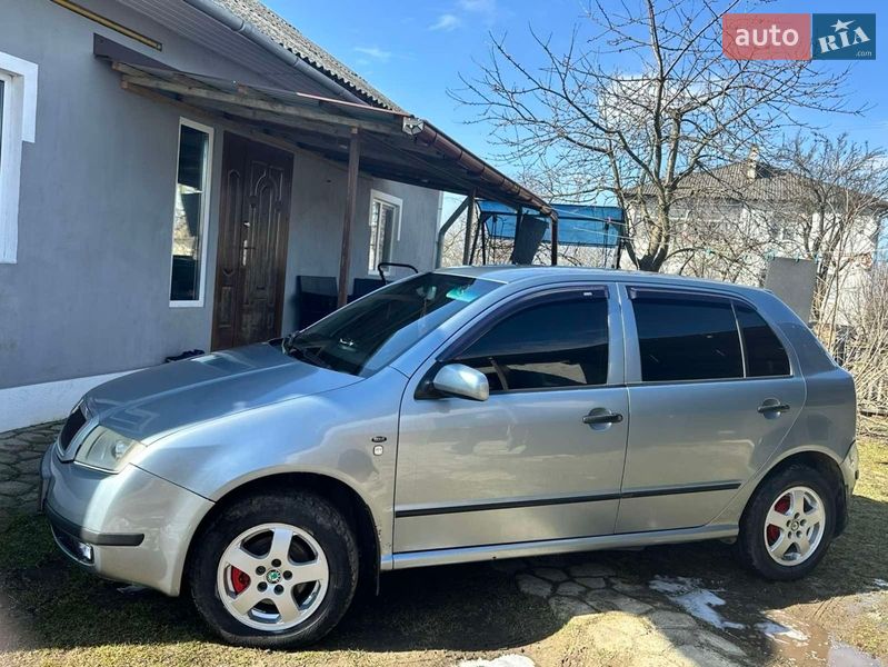 Хэтчбек Skoda Fabia 2002 в Стрые