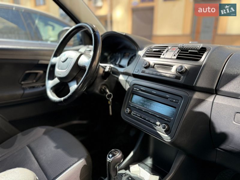 Хэтчбек Skoda Fabia 2012 в Львове фото 11 Хэтчбек Skoda Fabia 2012 в Львове