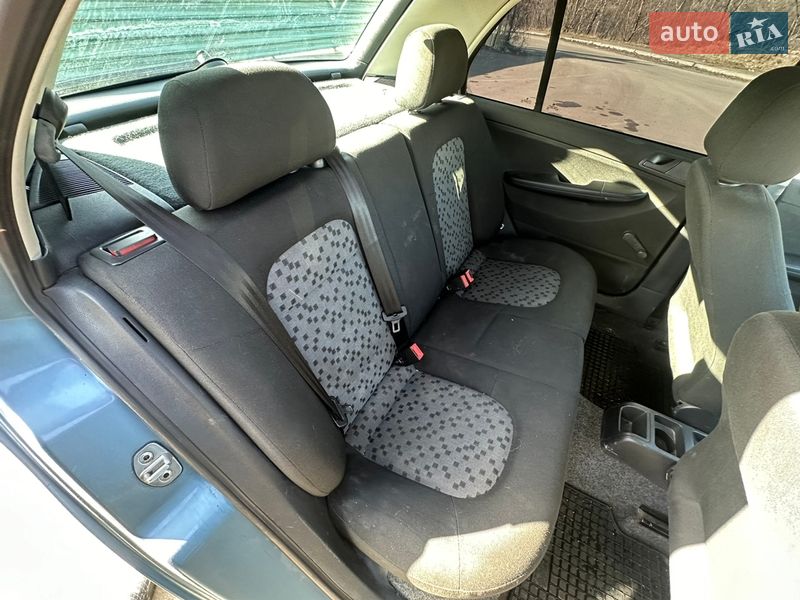 Хэтчбек Skoda Fabia 2006 в Киеве фото 23 Хэтчбек Skoda Fabia 2006 в Киеве