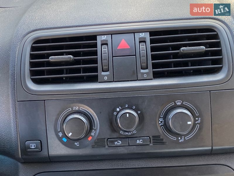 Хэтчбек Skoda Fabia 2008 в Ровно