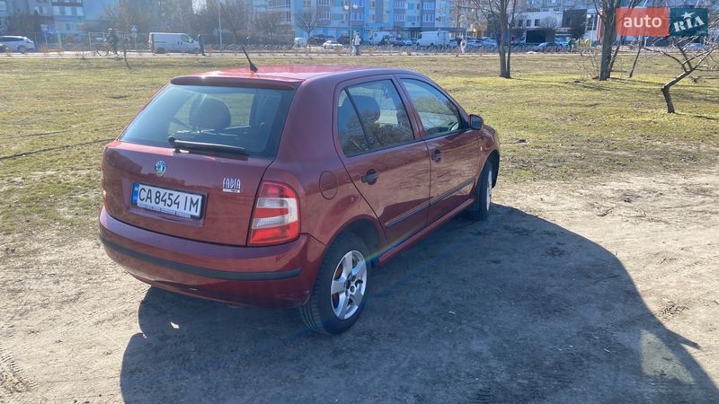 Хэтчбек Skoda Fabia 2005 в Черкассах