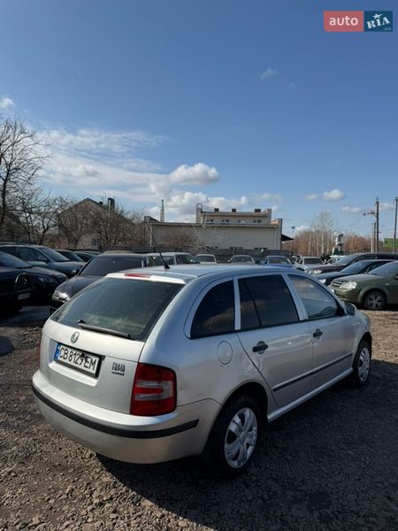 Универсал Skoda Fabia 2006 в Чернигове