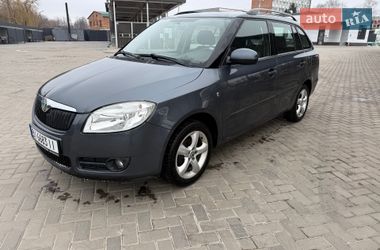 Универсал Skoda Fabia 2008 в Полтаве