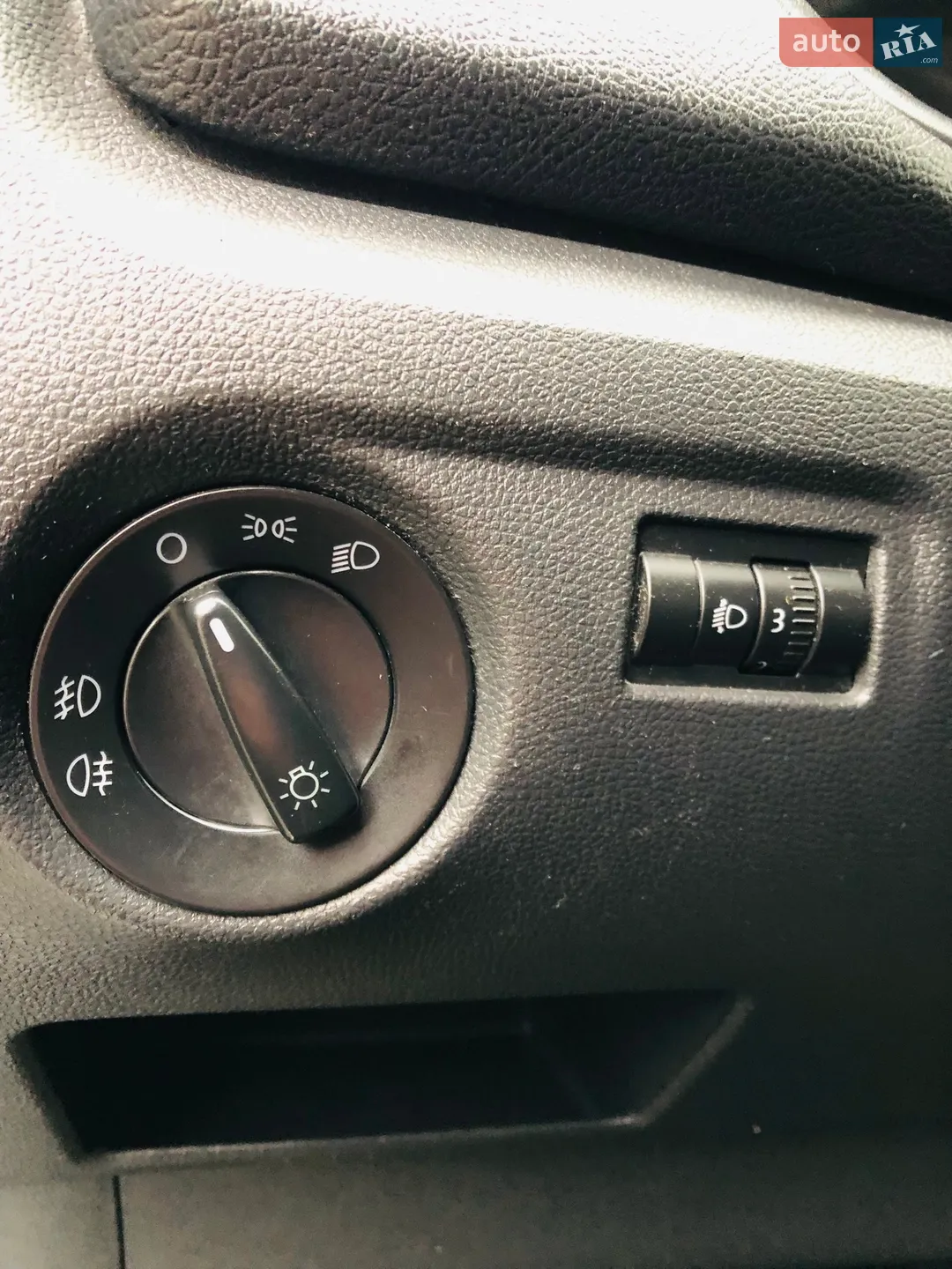2010 Skoda Fabia - мініатюра 14