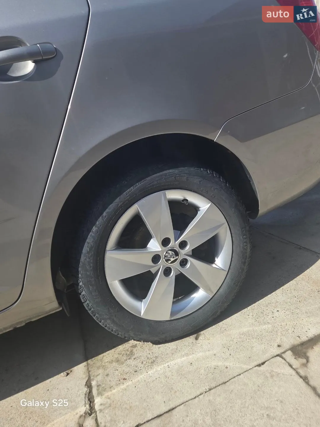 2013 Skoda Fabia - мініатюра 28