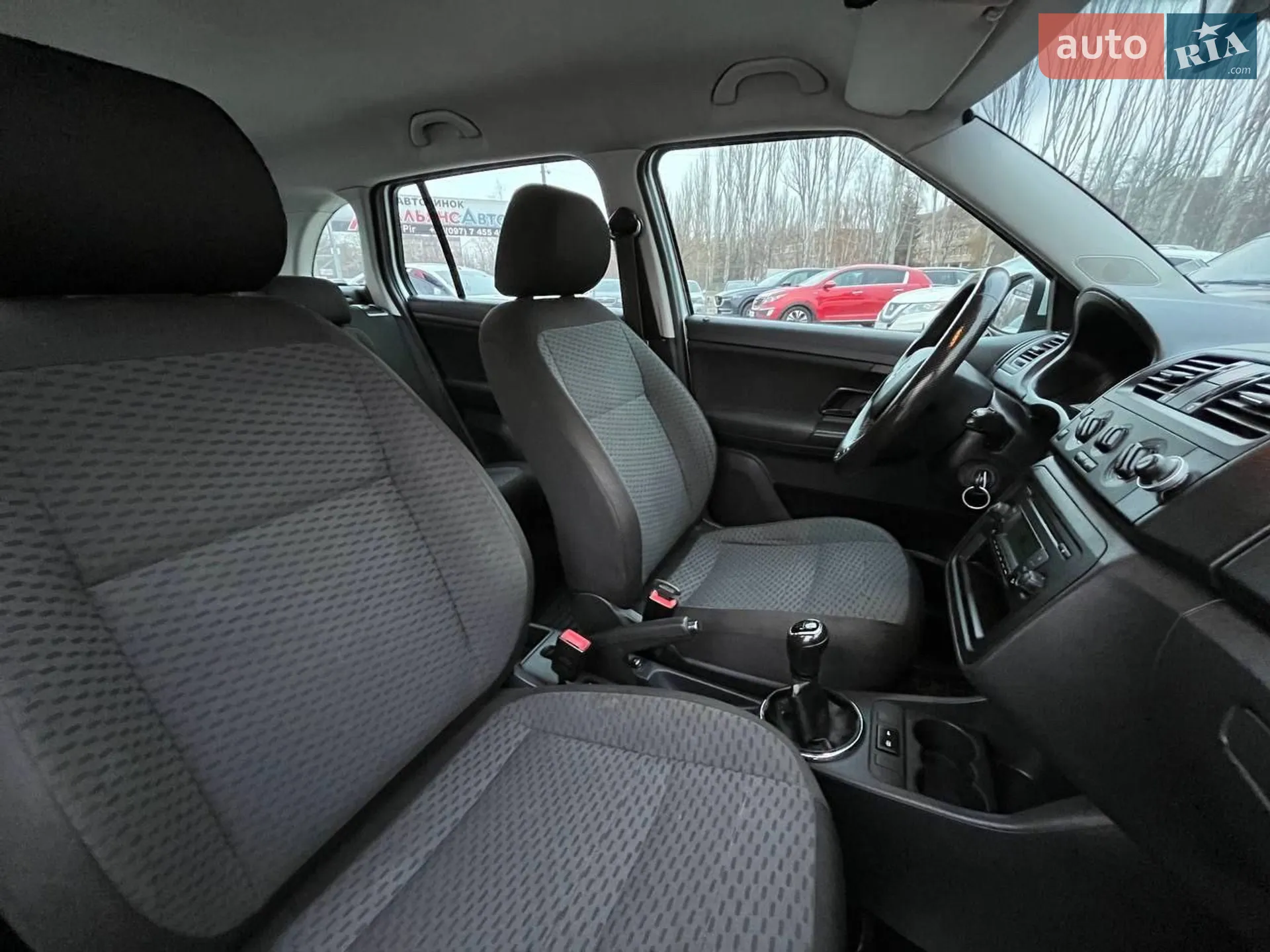 2013 Skoda Fabia - мініатюра 11