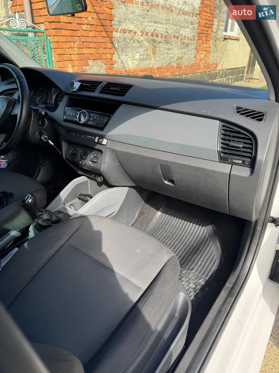 2015 Skoda Fabia - мініатюра 17