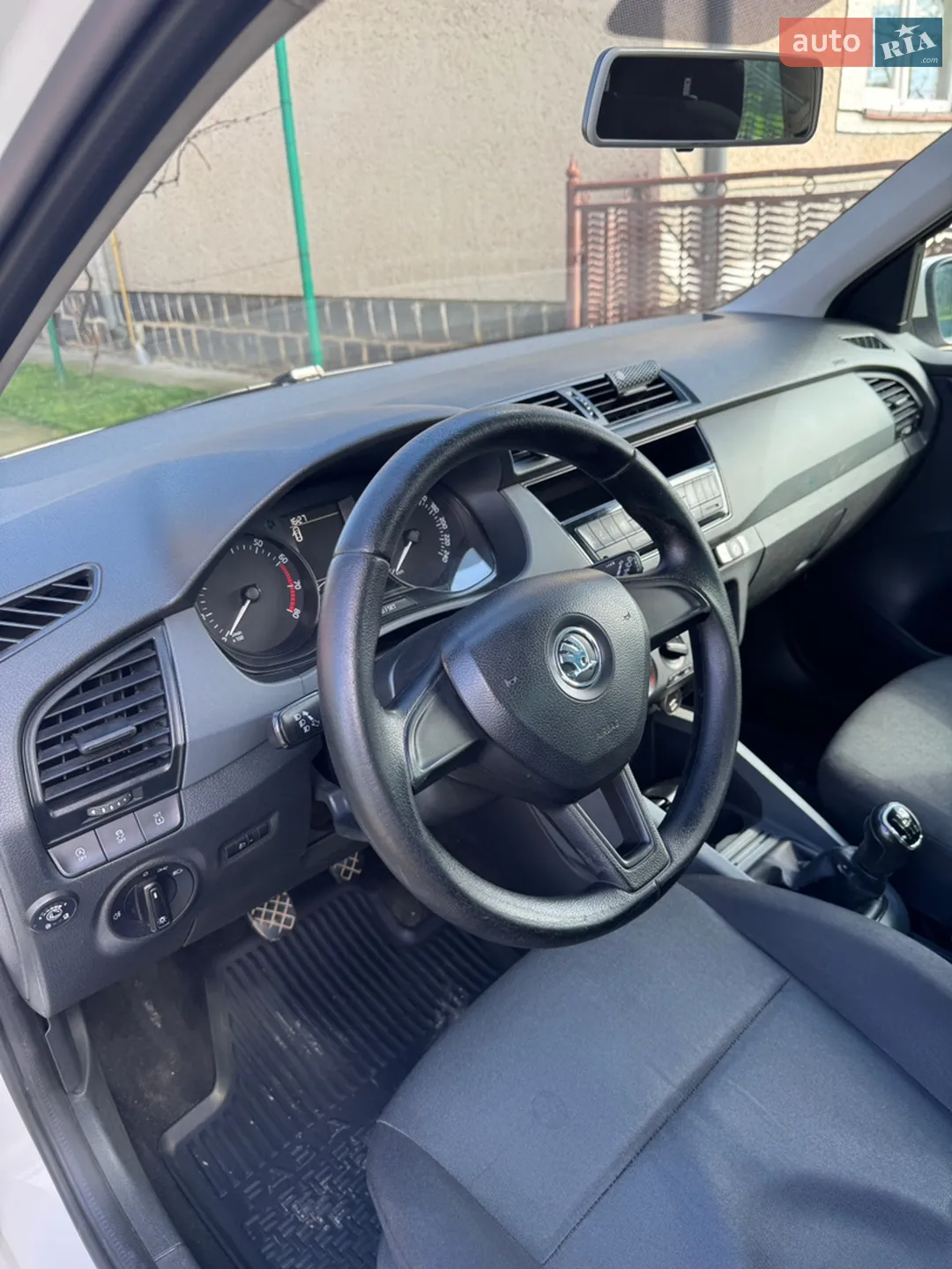 2015 Skoda Fabia - мініатюра 25