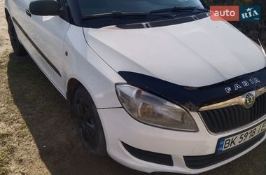 Хетчбек Skoda Fabia 2010 в Сарнах
