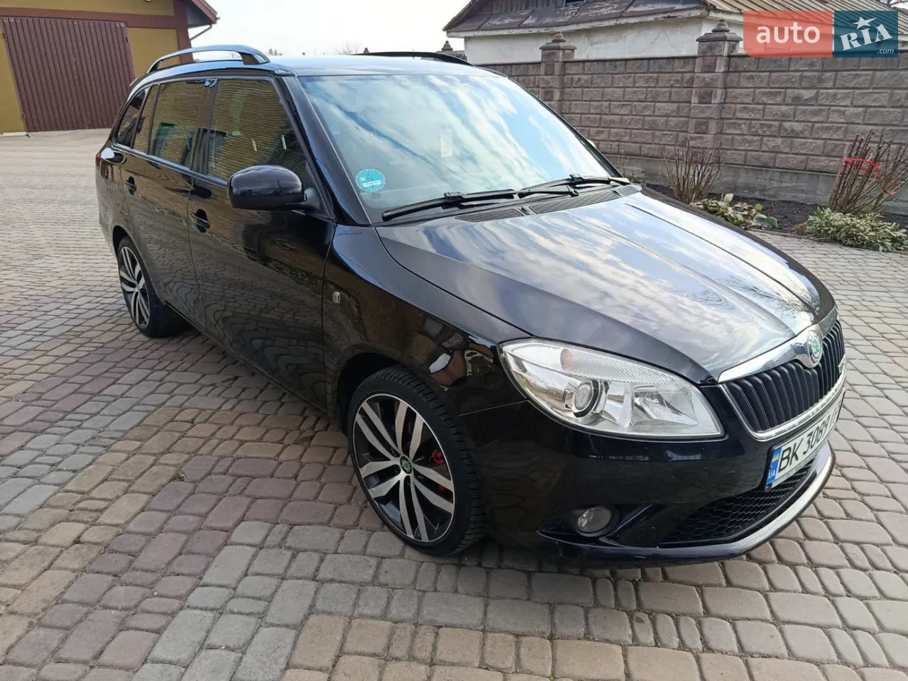 2010 Skoda Fabia - мініатюра 13
