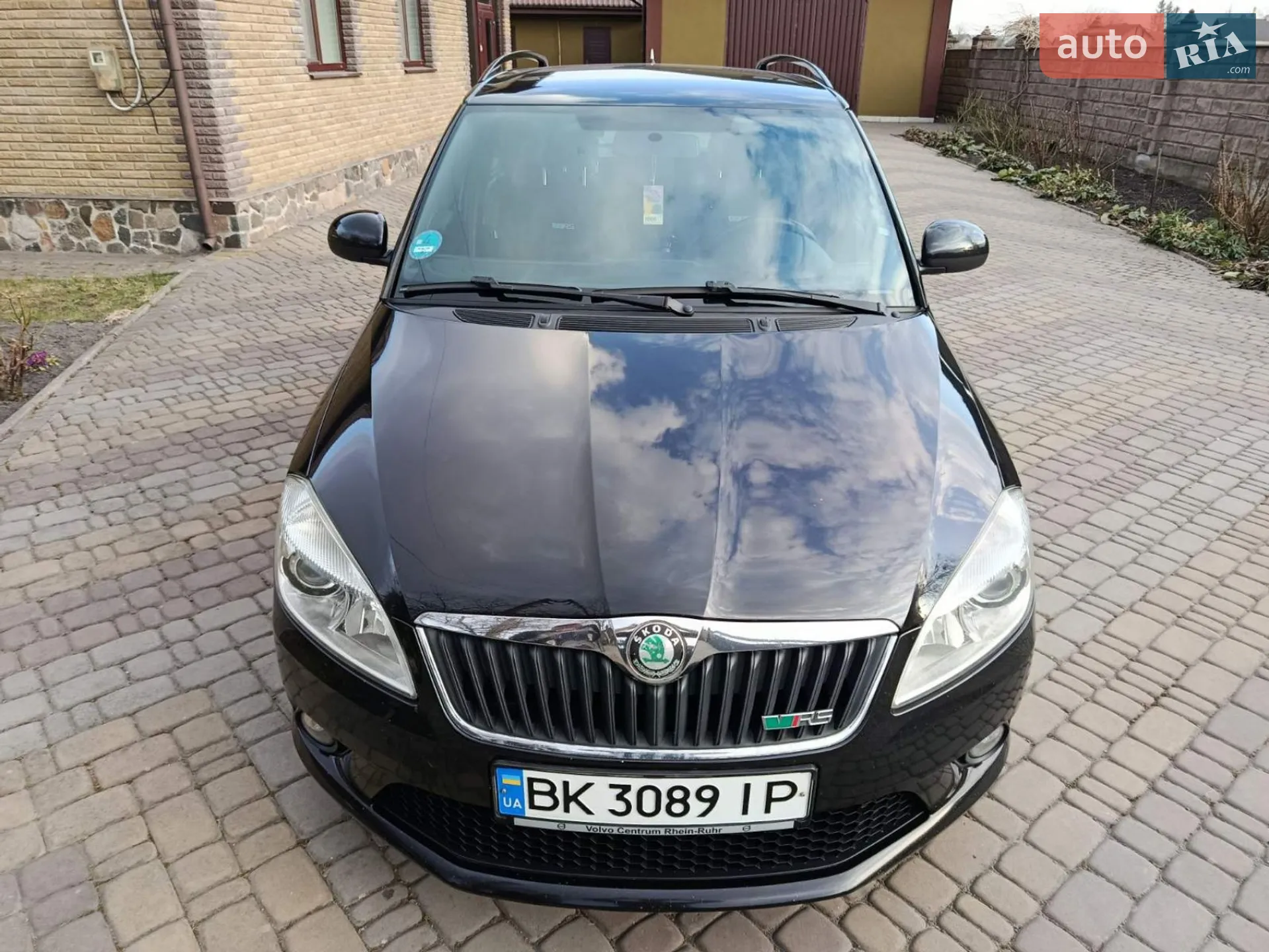 2010 Skoda Fabia - мініатюра 2