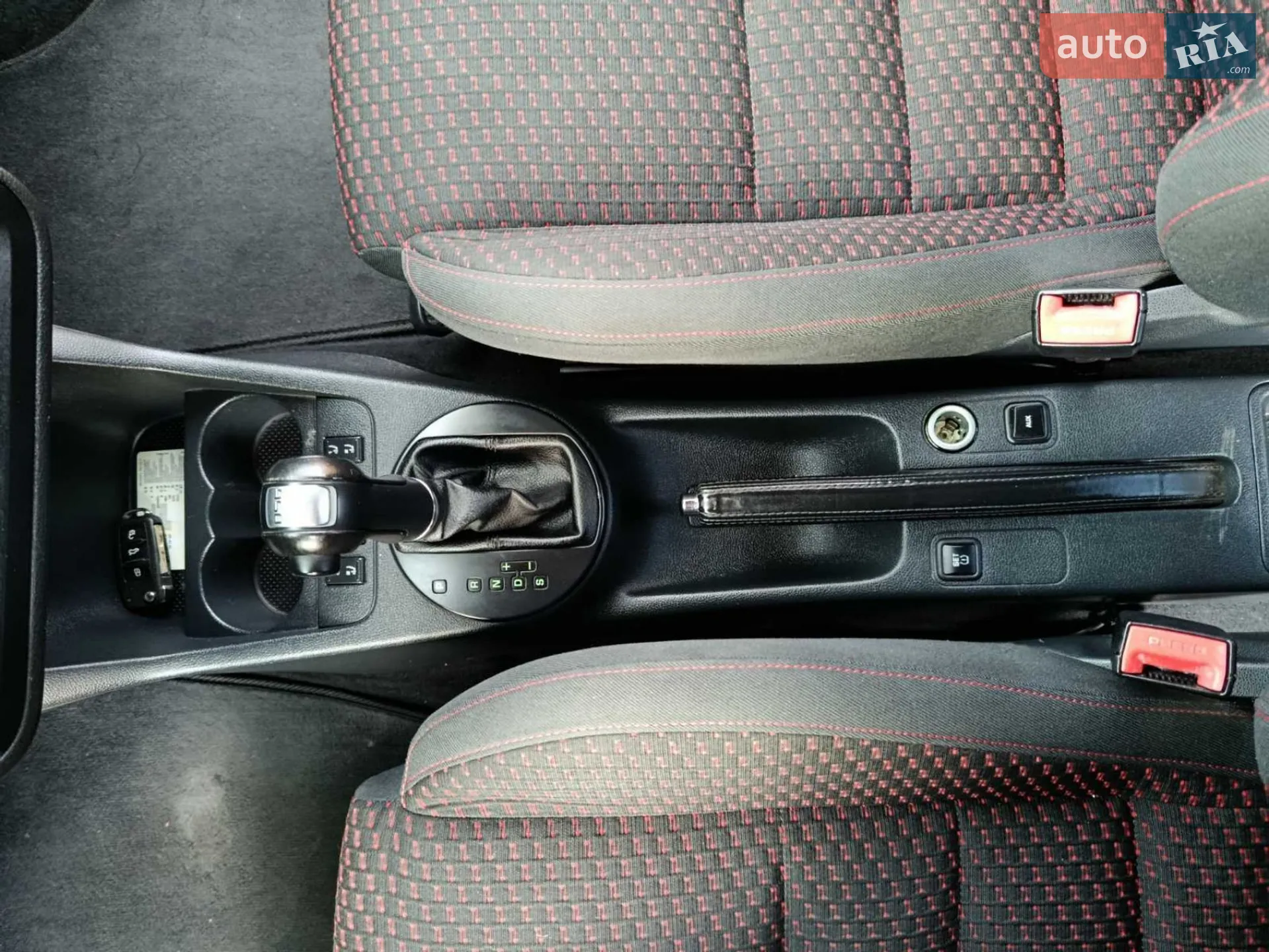 2010 Skoda Fabia - мініатюра 23